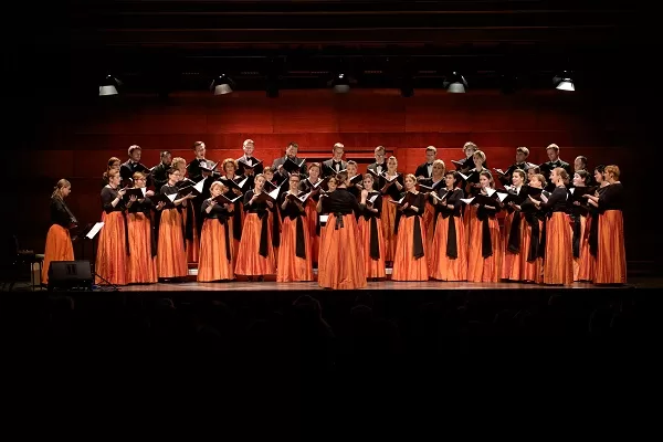 Emīla Dārziņa jauktā kora 15 gadu jubilejas koncerts, 27.10.2018. - FOTO Aivars Siliņš